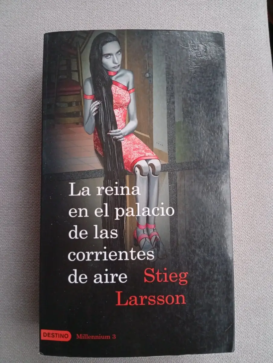 Lote de 2 libros de Stieg Larsson