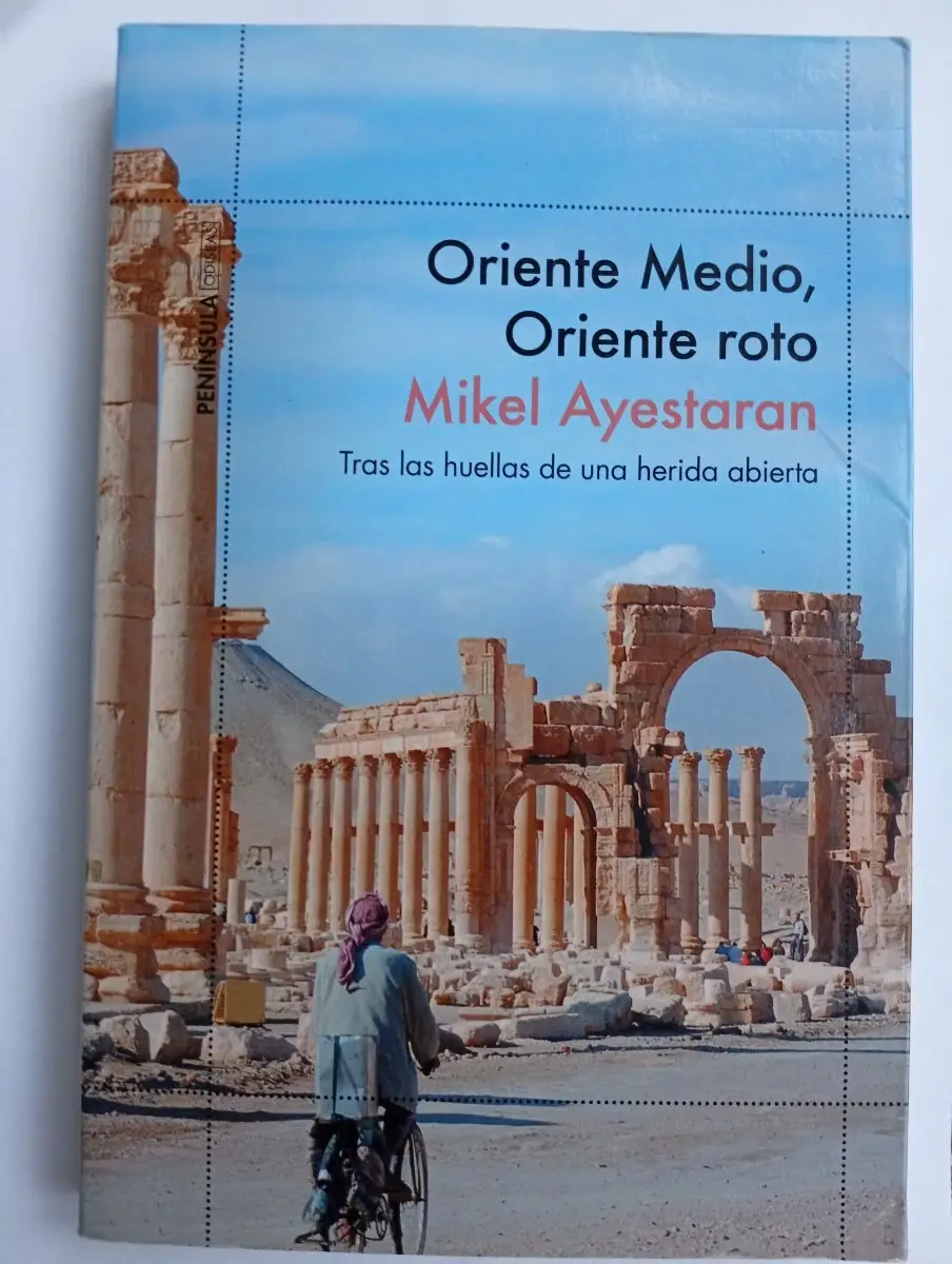 Lote de 3 libros: Las trincheras de la esperanza, En la oscuridad y más